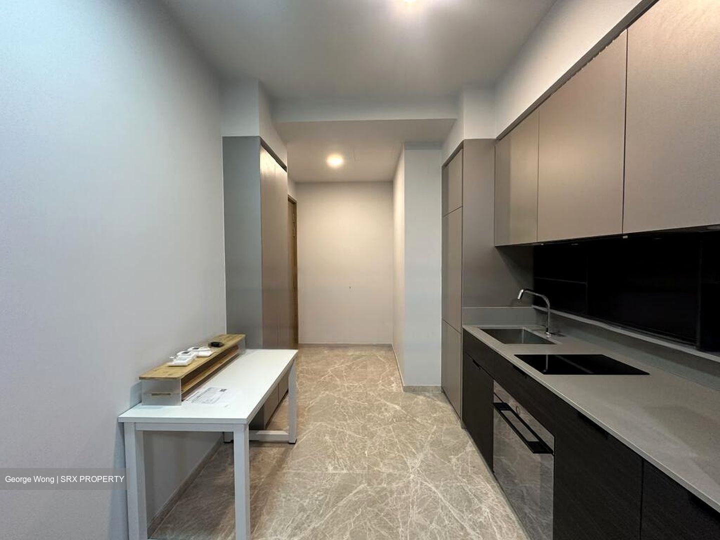 Haus On Handy (D9), Condominium #466826201